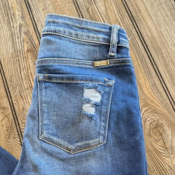 KanCan size 28 skinny jeans distressed - Picture 4 of 13